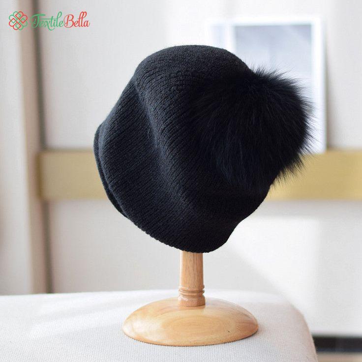 Knitted Slouchy Hat With Pom Pom (Black)